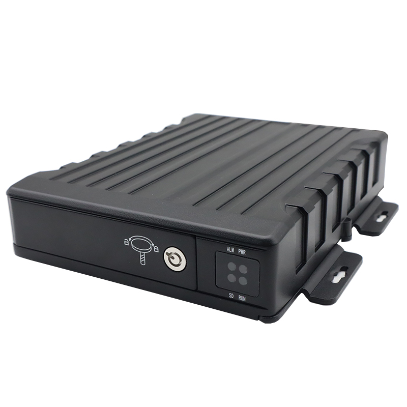 4G GPS 4 CH IP67 vandeniui atsparus mobilusis DVR su ADAS BSD DSM